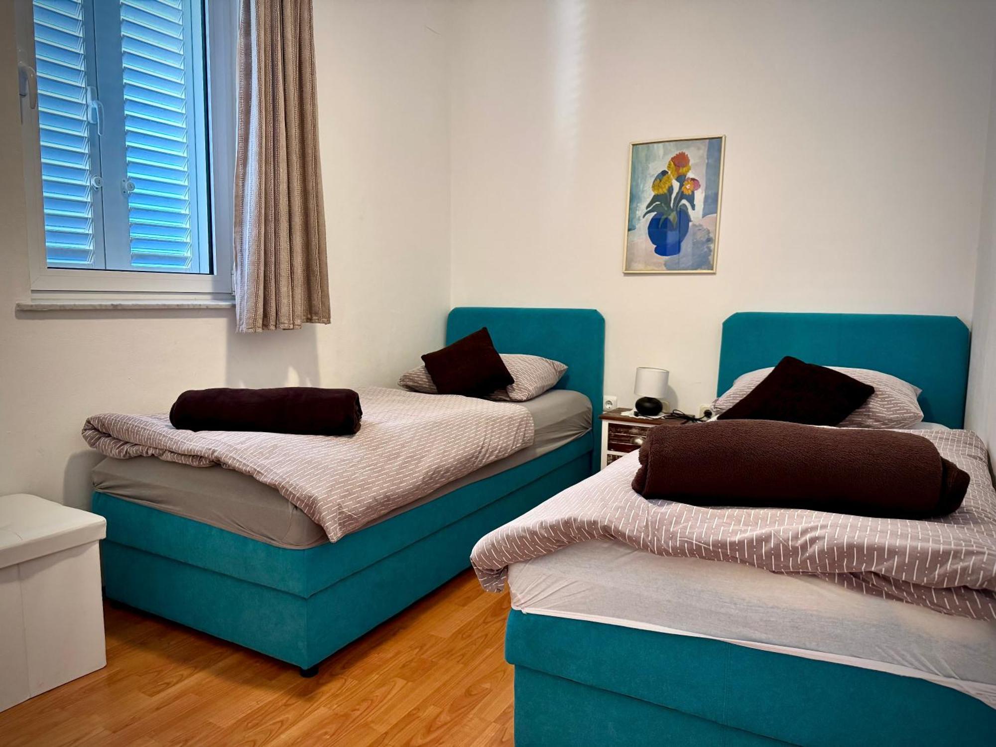 Apartments Maricic Banjol Eksteriør bilde